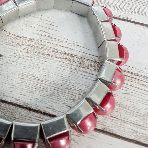 Vintage Stretch Bracelet Dark Pink Faux Pearl - Picture 7 of 8